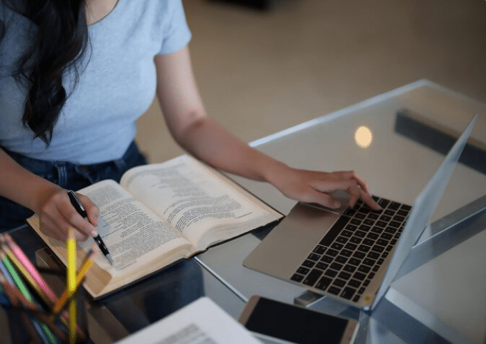 Why Procrastinating on Your Assignment Feels So Easy — And How to Break the Cycle