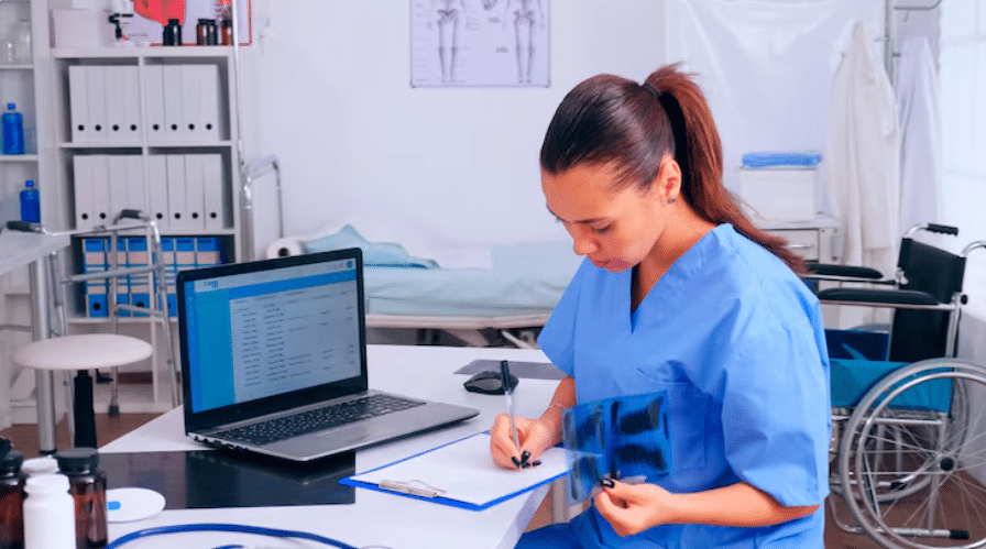 Clinical Reasoning Cycle in Nursing — How Australian Nursing Students Can Use It in Assignments