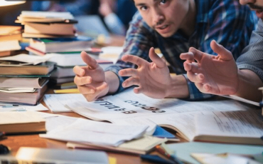 Academic Writing Mistakes Australian University Students Make — and How to Fix Them